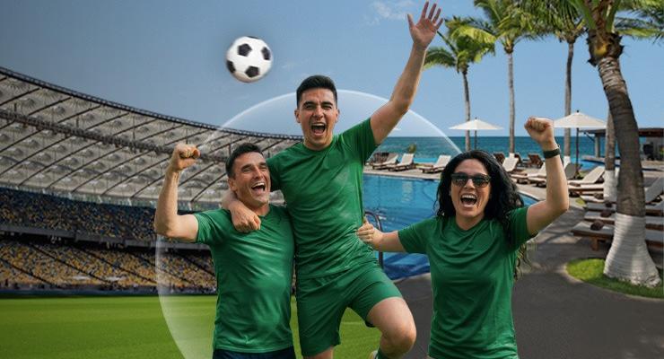 LA EMOCIÓN DEL FUTBOL SE VIVE EN KRYSTAL Krystal® Beach Acapulco LA EMOCIÓN DEL FUTBOL SE VIVE EN KRYSTAL Krystal® Beach Acapulco